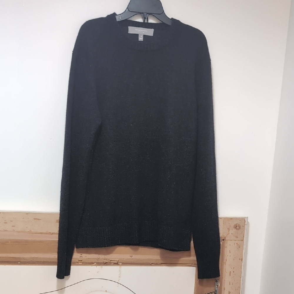 Neiman Marcus Men's Dark Gray Crewneck  Cashmere Sweater - Never Worn!